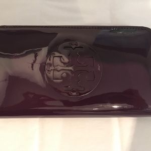 Tory Burch Zip Wallet